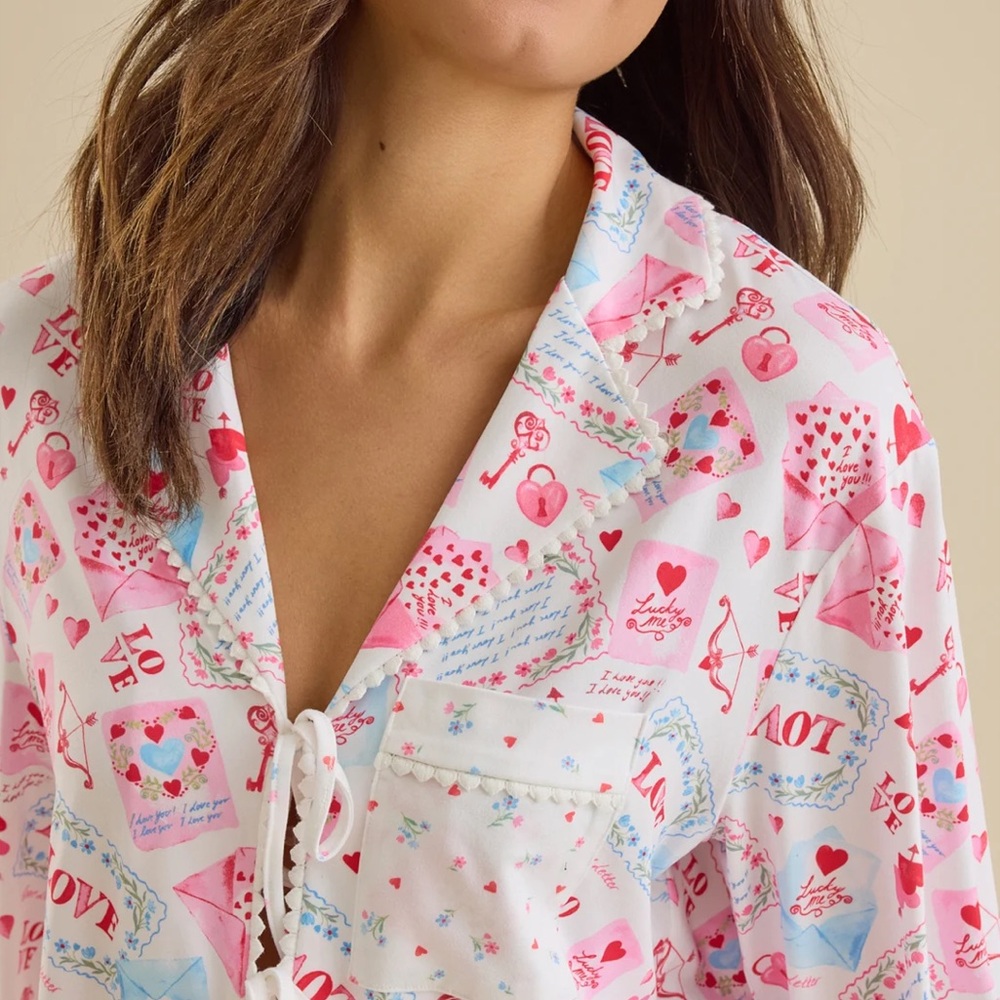 Altar’d State Valentine Sleep Top - Picture 5 of 5